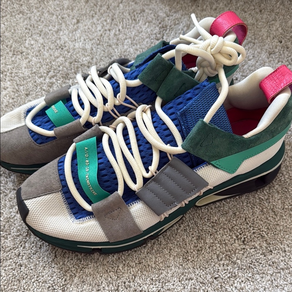 Stylish Multicolor Men's Sneakers